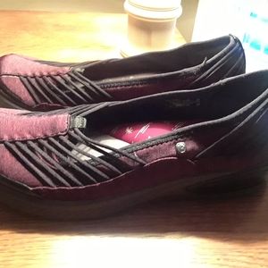 Bzees loafers merlot size 8